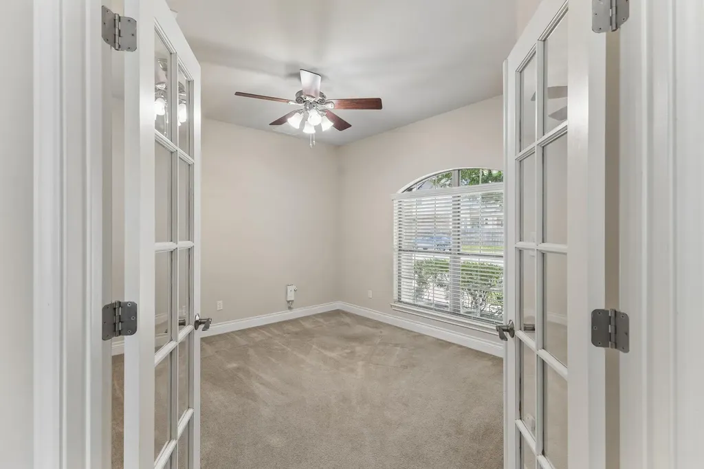 1049 Sussex Way Round Rock TX 78665