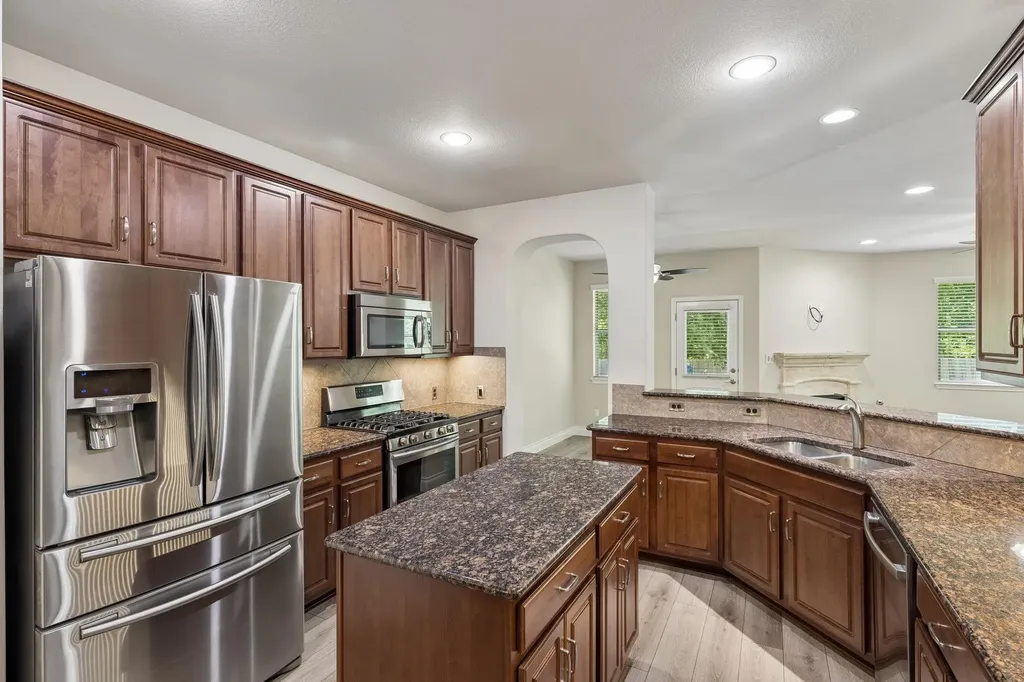 1049 Sussex Way Round Rock TX 78665