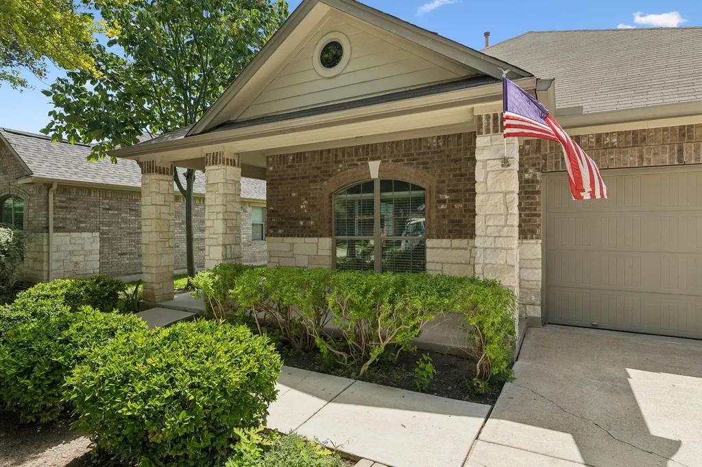 1049 Sussex Way Round Rock TX 78665