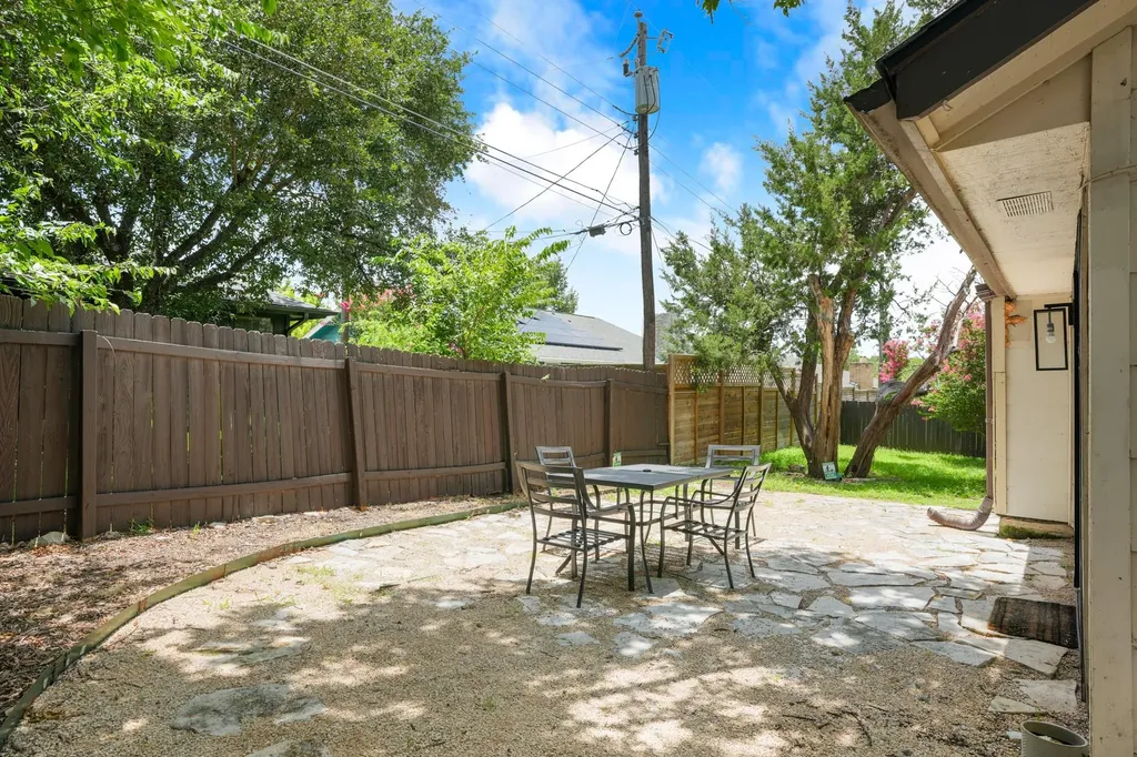 1703 Brokenshoe Drive Round Rock TX 78681