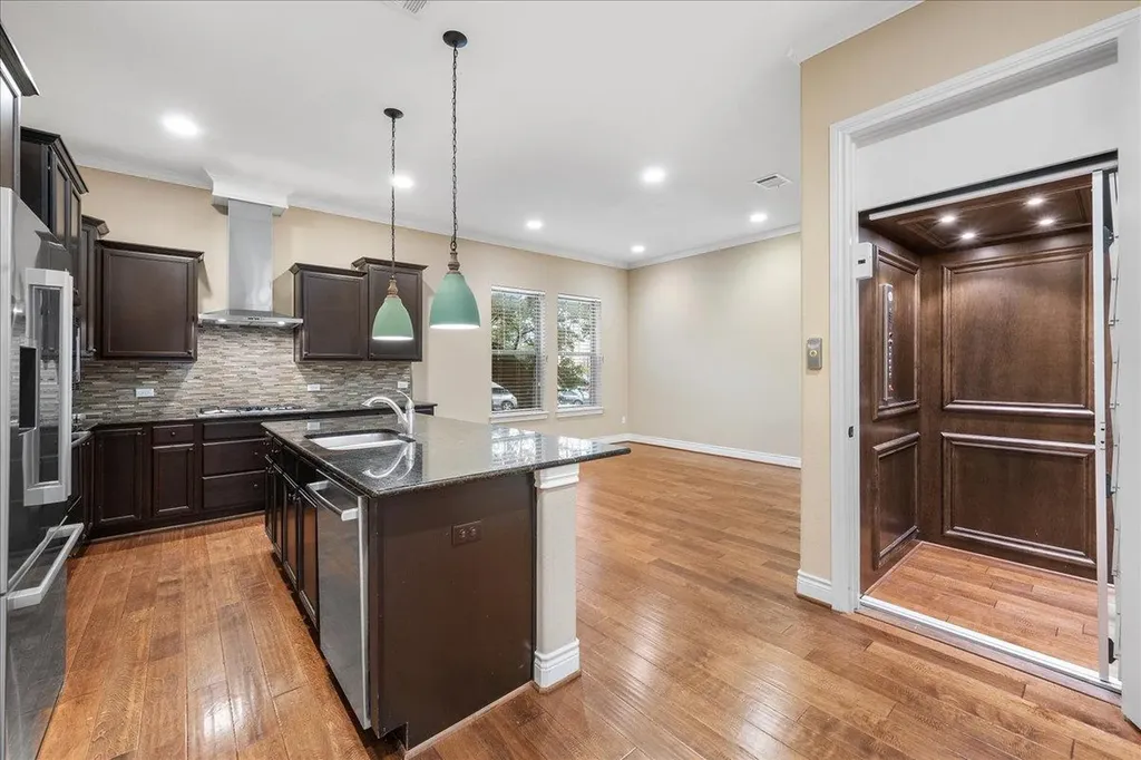 1009 Highknoll Lane Georgetown TX 78628