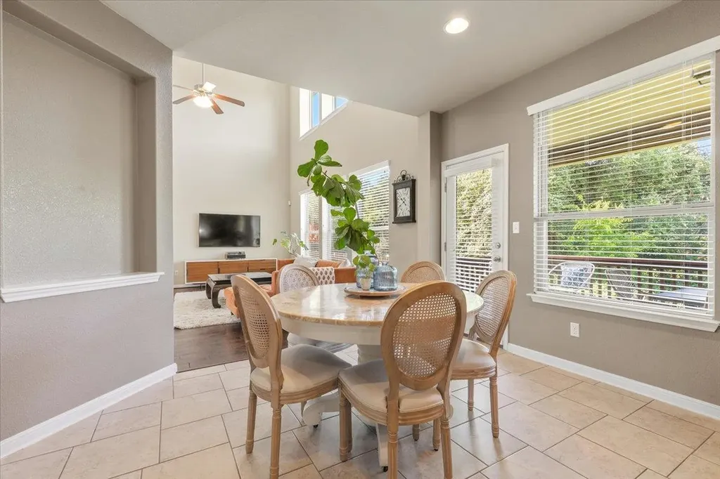 561 Stone View Trail Austin TX 78737