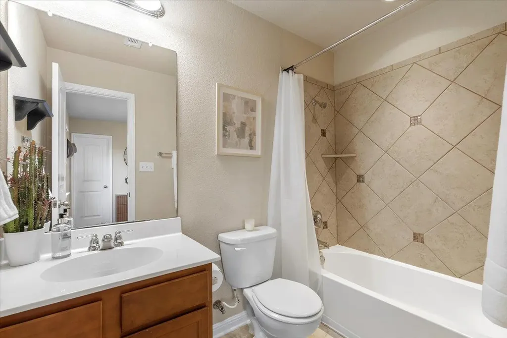 561 Stone View Trail Austin TX 78737