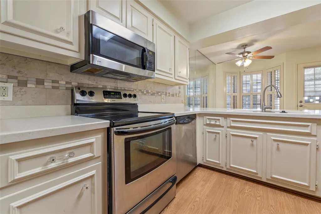 8415 Fredericksburg Road San Antonio TX 78229