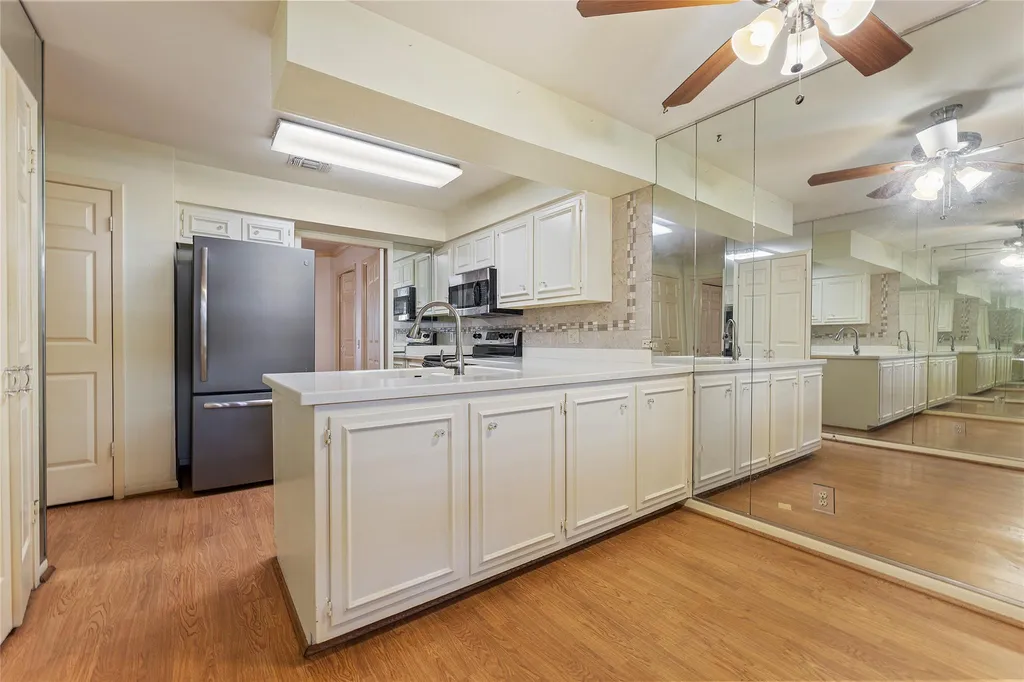8415 Fredericksburg Road San Antonio TX 78229