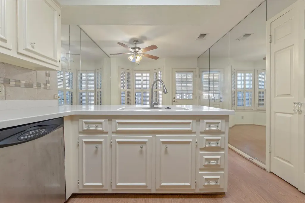 8415 Fredericksburg Road San Antonio TX 78229