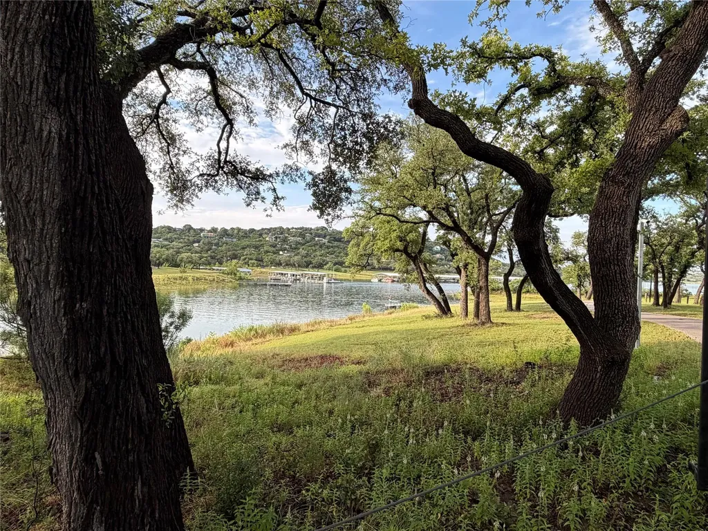 6701 Bar K Ranch Road Lago Vista TX 78645