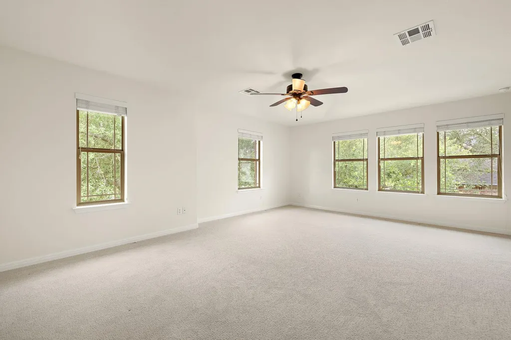 7516 Brecourt Manor Way Austin TX 78739