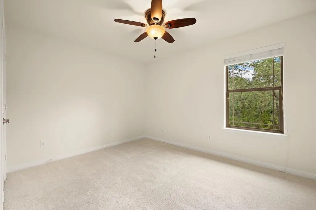 7516 Brecourt Manor Way Austin TX 78739
