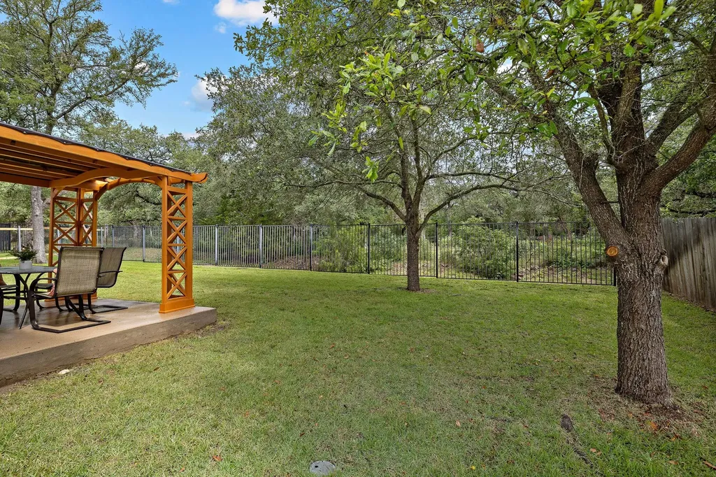 7516 Brecourt Manor Way Austin TX 78739
