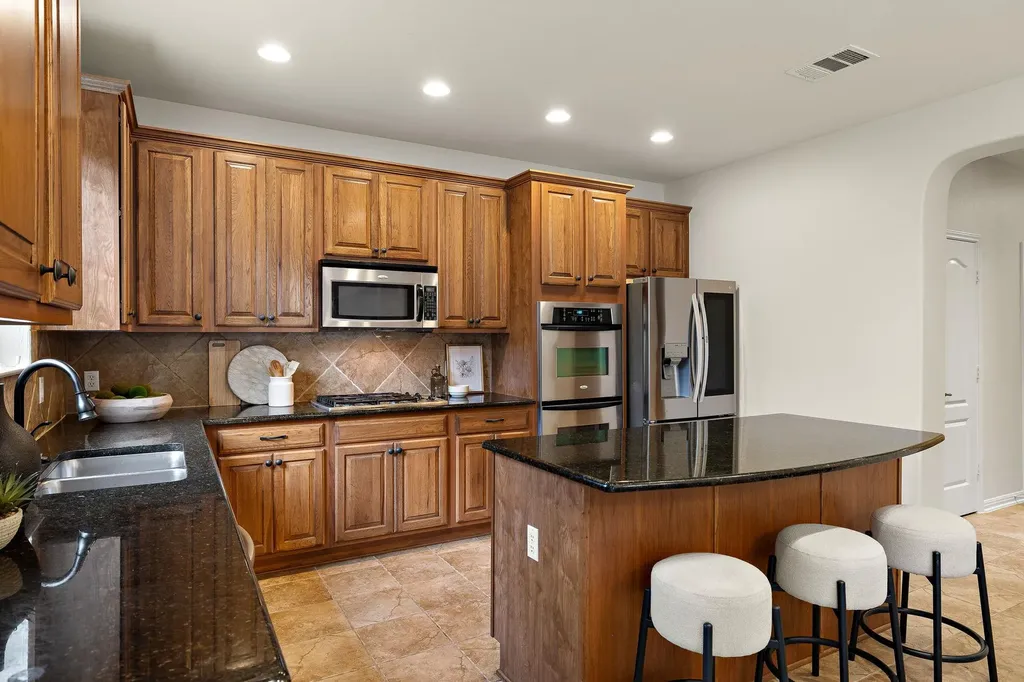 7516 Brecourt Manor Way Austin TX 78739