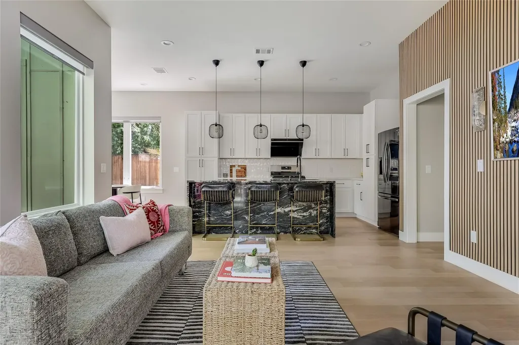 8315 Hathaway Drive Austin TX 78757