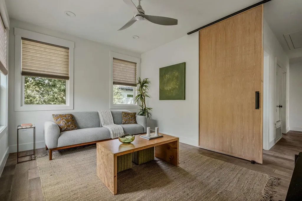 4405 Jinx Avenue Austin TX 78745