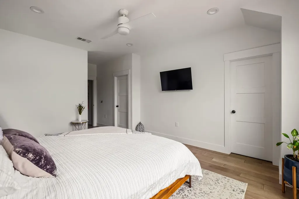 4405 Jinx Avenue Austin TX 78745