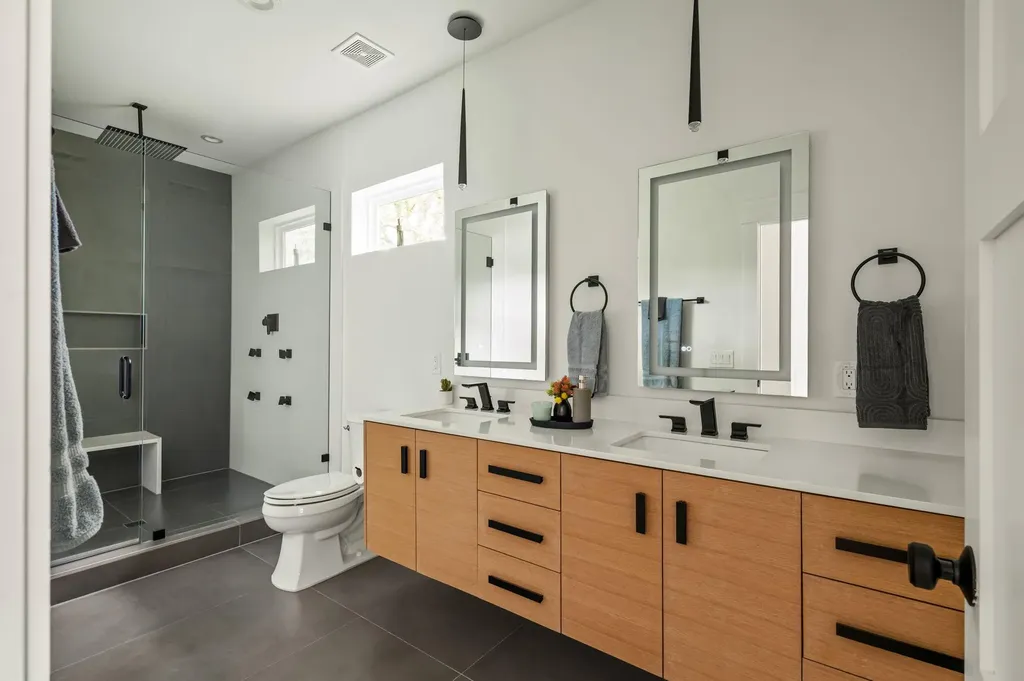4405 Jinx Avenue Austin TX 78745