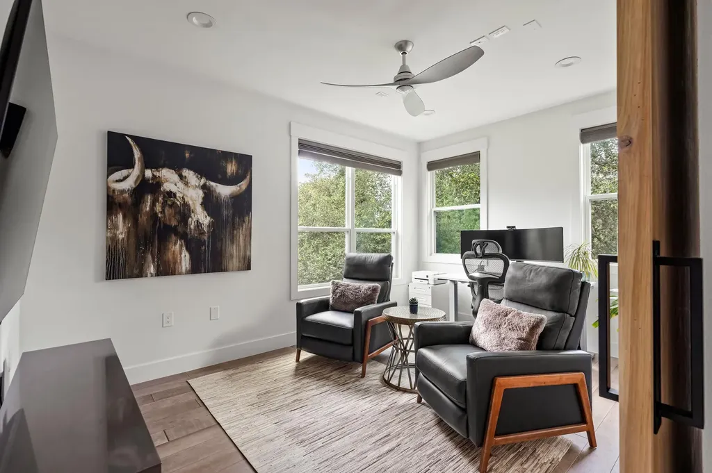 4405 Jinx Avenue Austin TX 78745