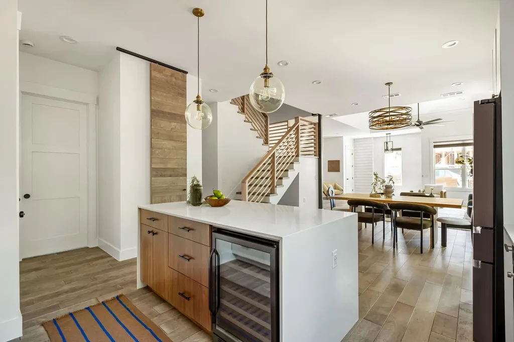 4405 Jinx Avenue Austin TX 78745