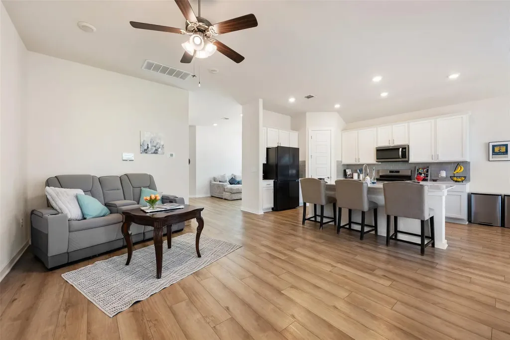 405 Mountain Sky Bend Leander TX 78641