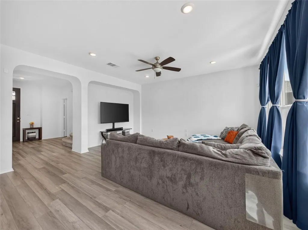 1604 Foxglove Drive Lockhart TX 78644