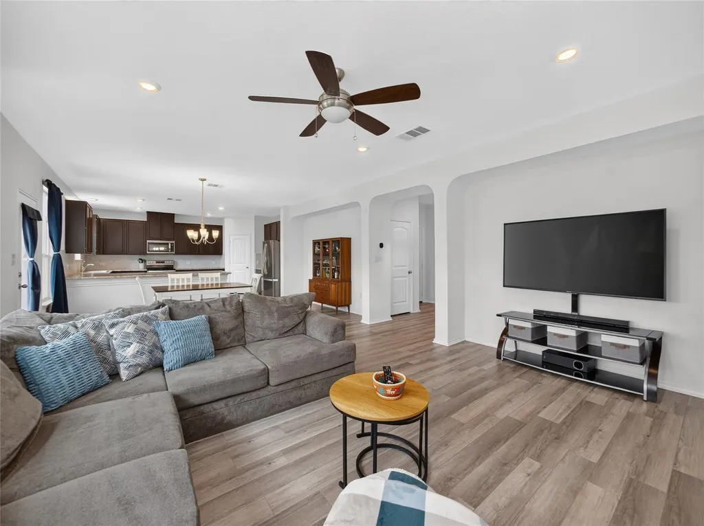 1604 Foxglove Drive Lockhart TX 78644