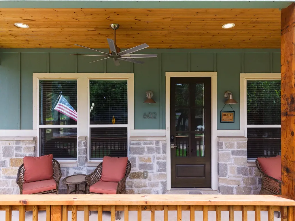 602 N Shorewood Drive Granite Shoals TX 78654