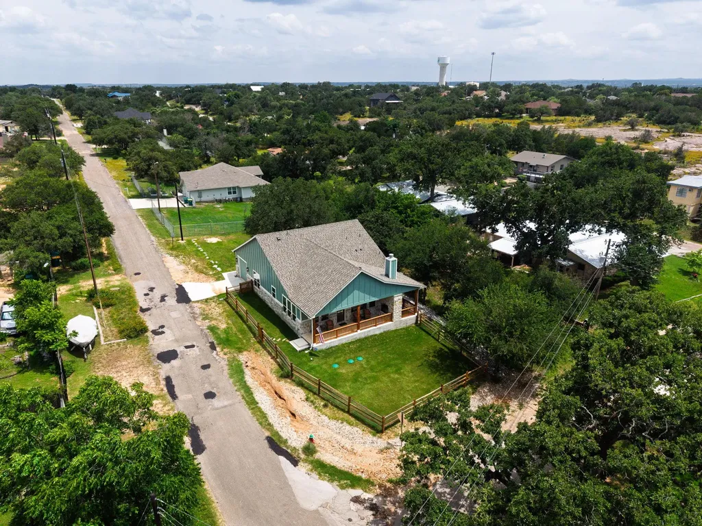 602 N Shorewood Drive Granite Shoals TX 78654
