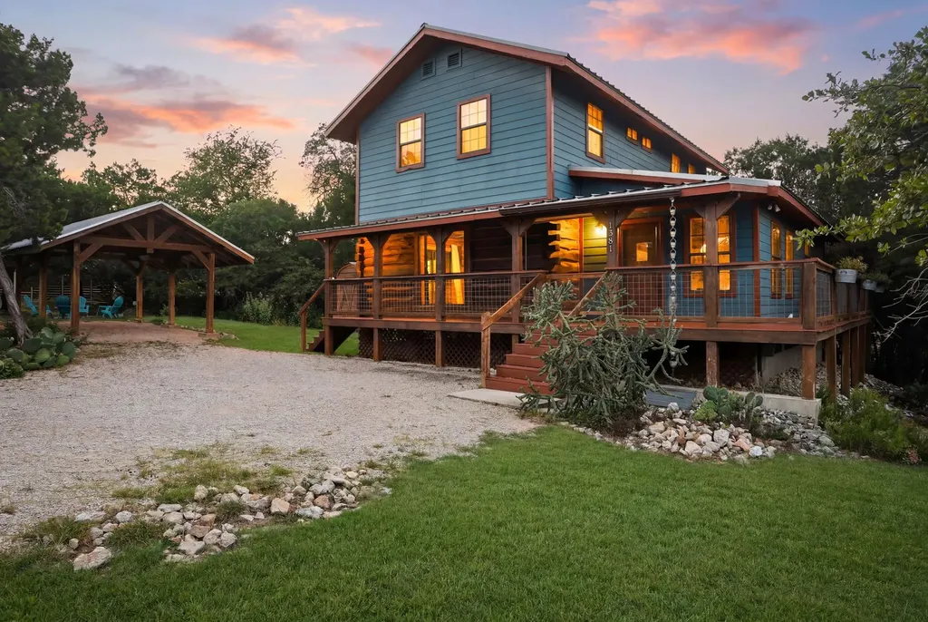 1381 Greenbriar Drive Canyon Lake TX 78133