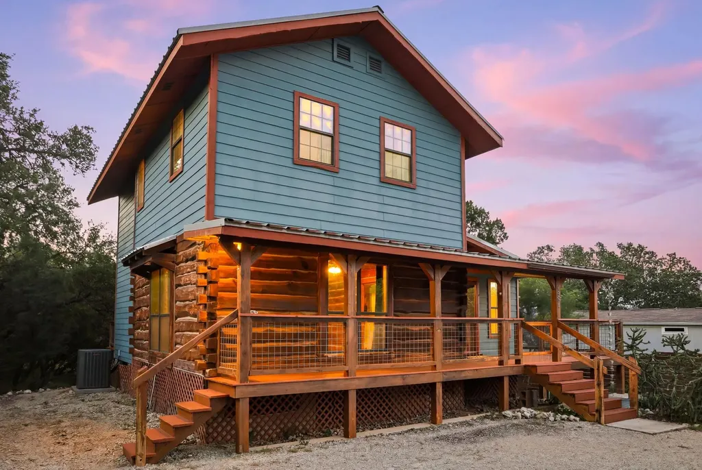 1381 Greenbriar Drive Canyon Lake TX 78133