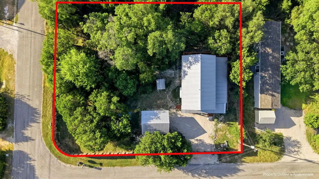 1381 Greenbriar Drive Canyon Lake TX 78133