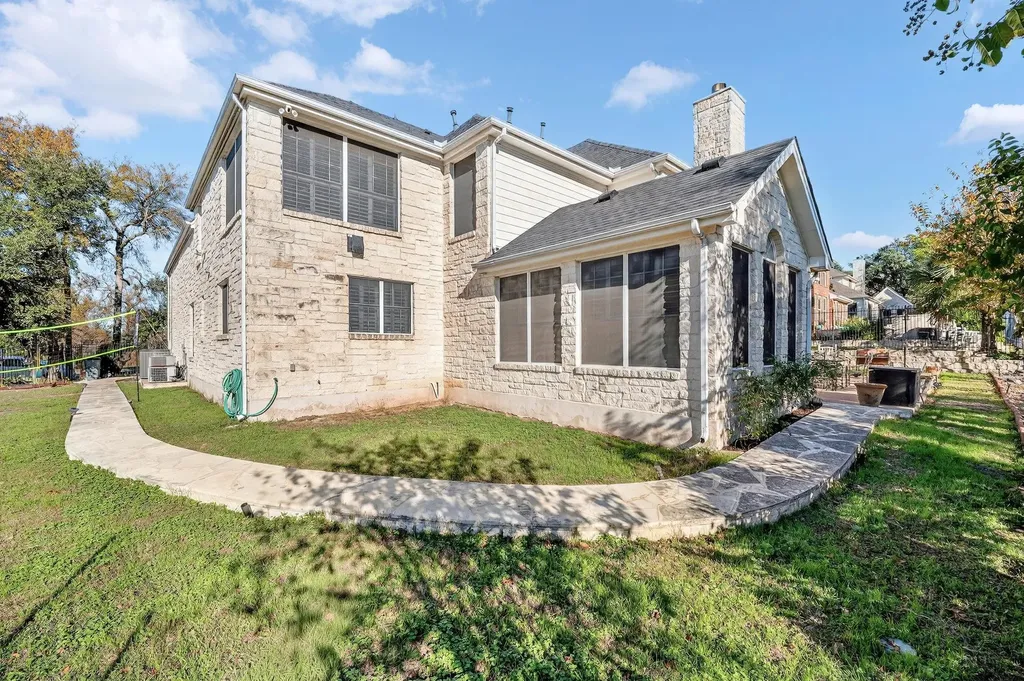 2123 Hilton Head Drive Round Rock TX 78664