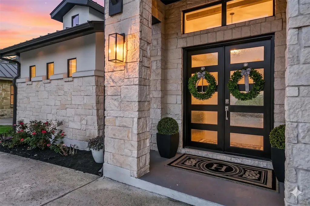 810 Crestone Stream Drive Austin TX 78738
