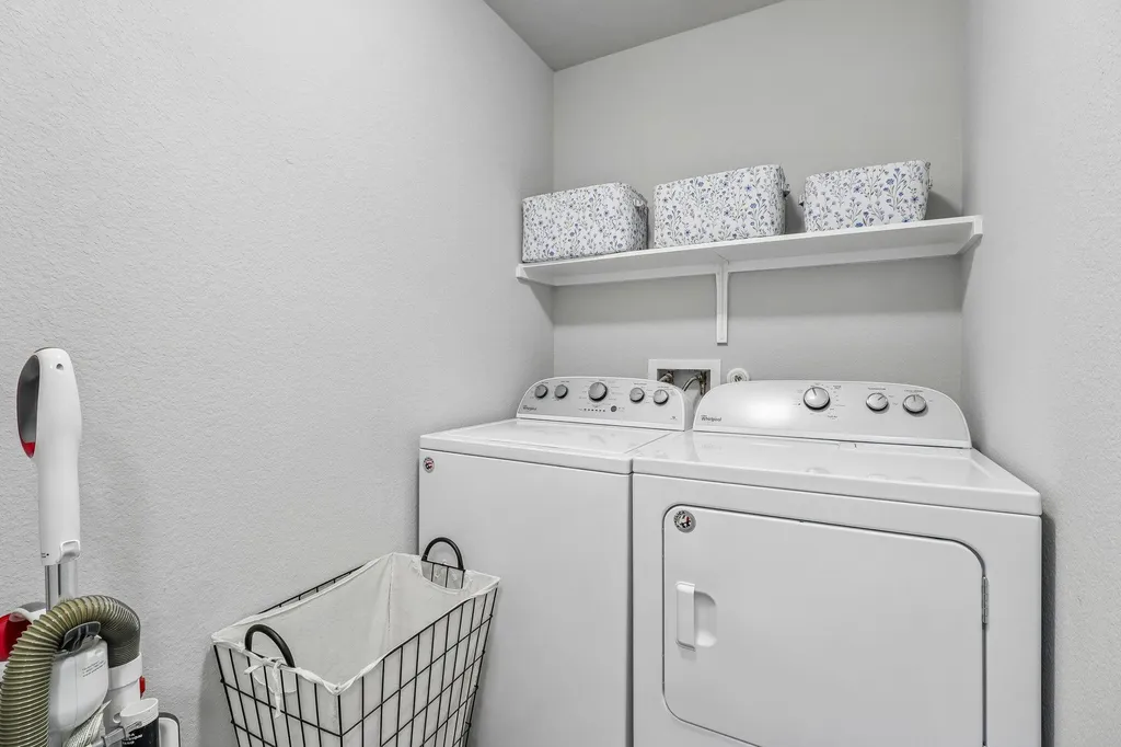 2701 Warren Cove Lago Vista TX 78645
