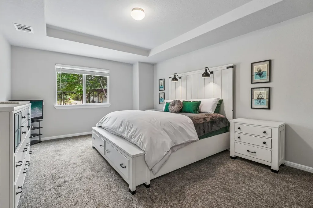 2701 Warren Cove Lago Vista TX 78645