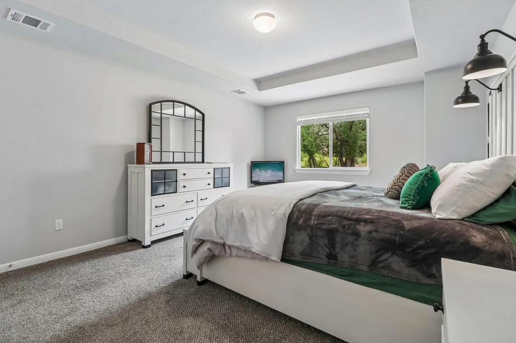 2701 Warren Cove Lago Vista TX 78645
