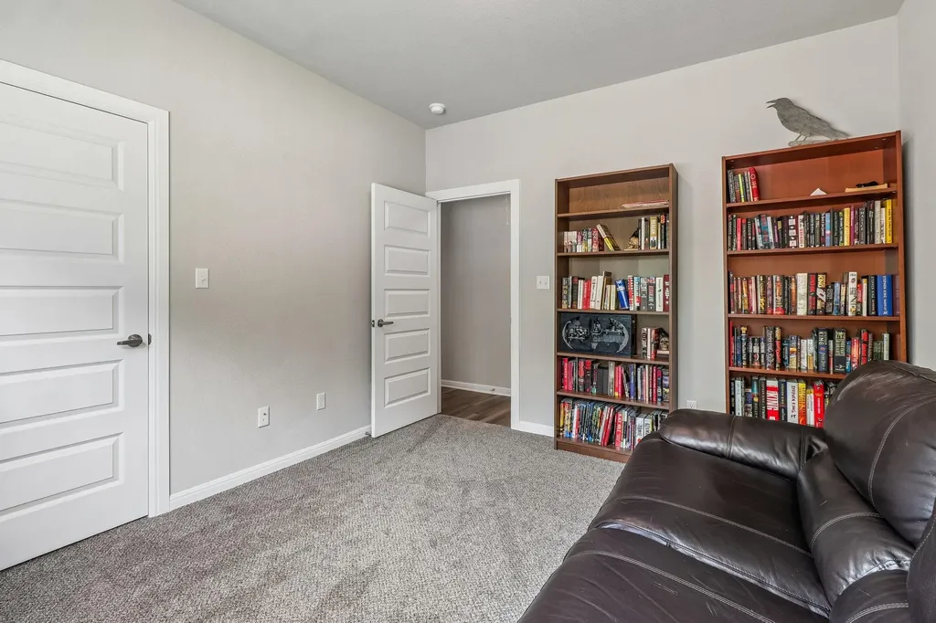 2701 Warren Cove Lago Vista TX 78645