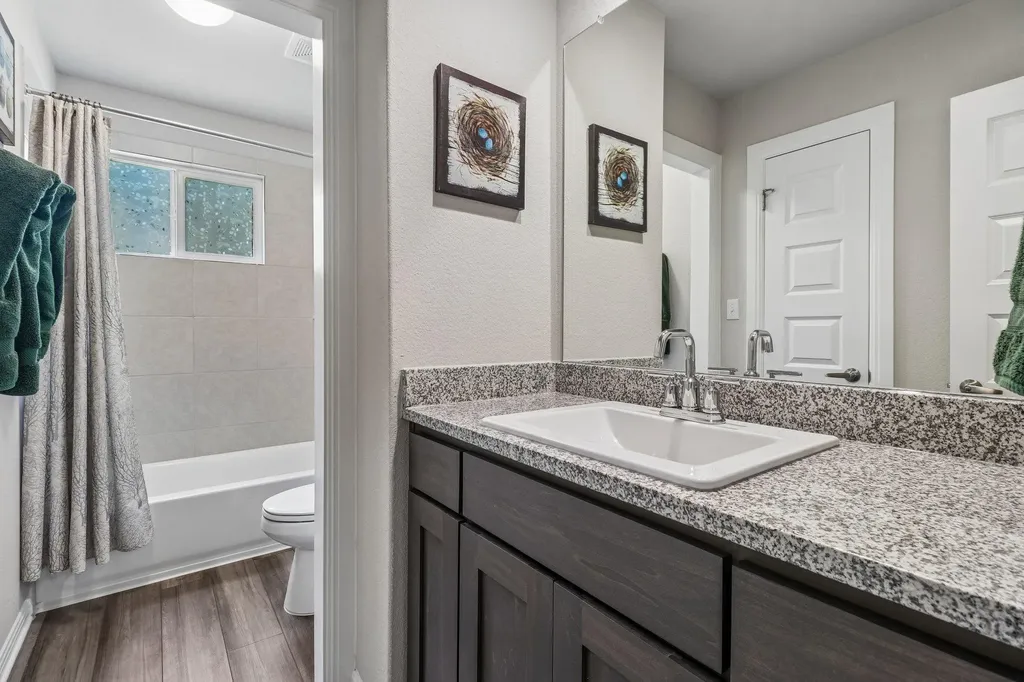 2701 Warren Cove Lago Vista TX 78645