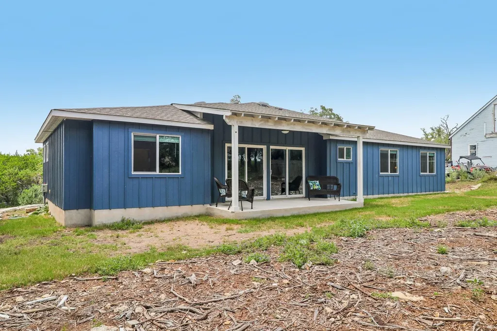 2701 Warren Cove Lago Vista TX 78645