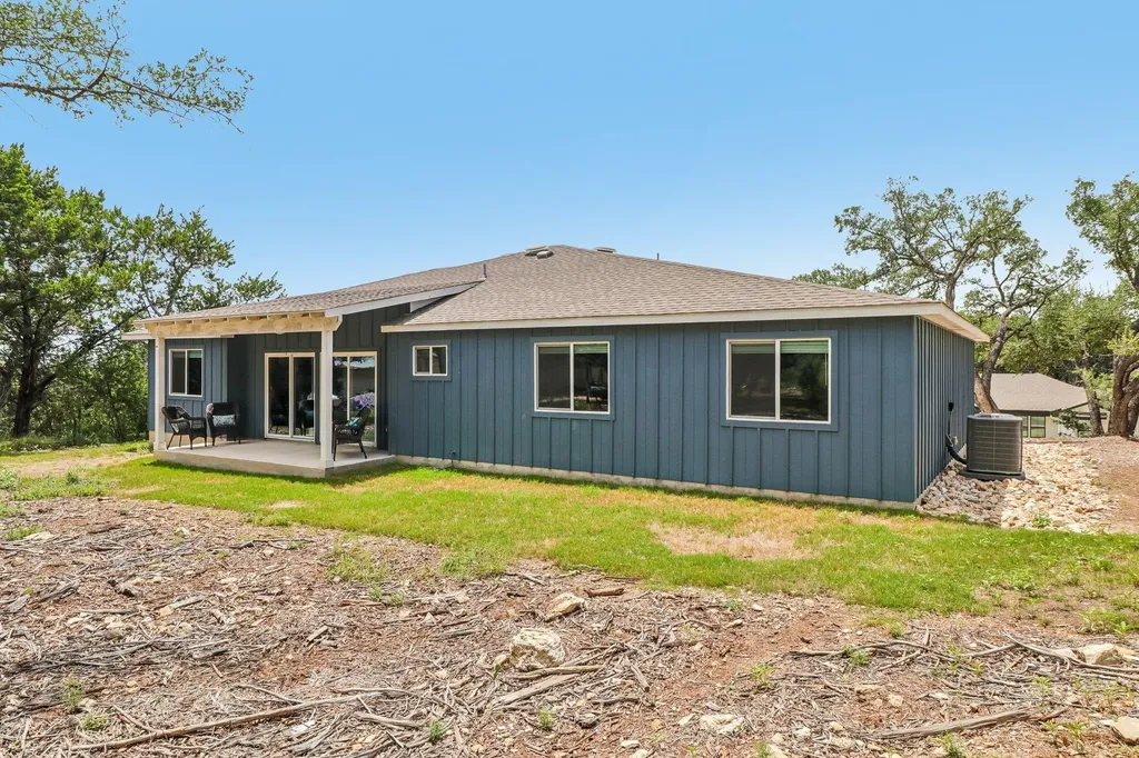 2701 Warren Cove Lago Vista TX 78645