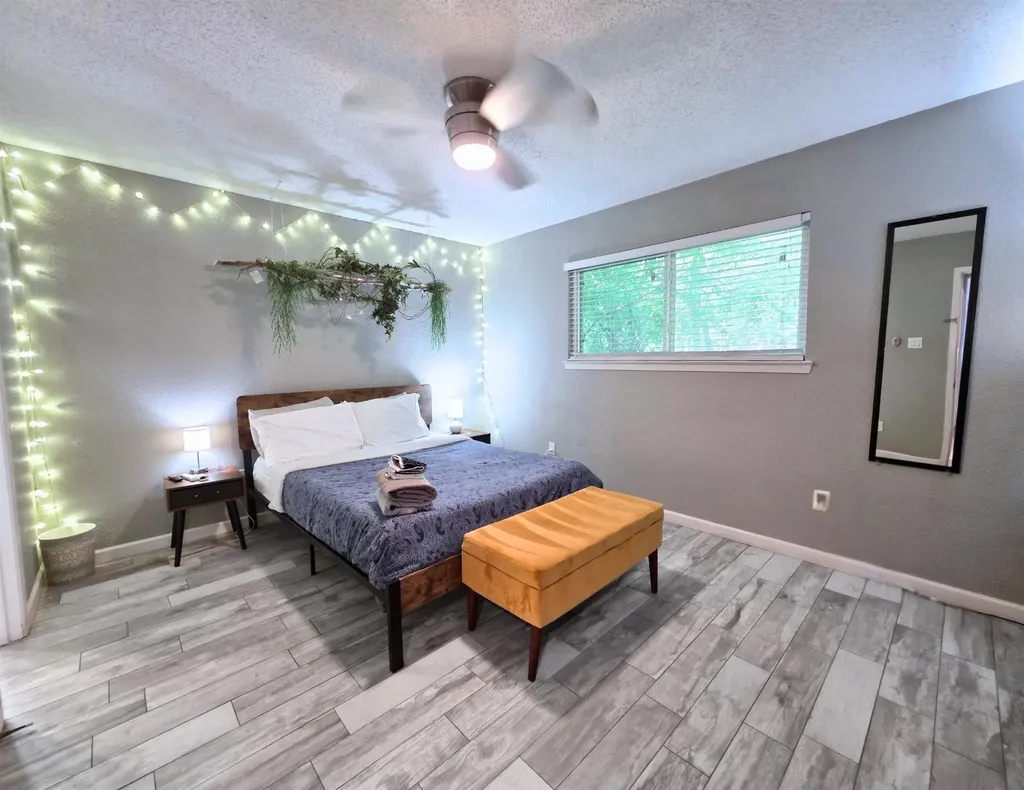 11815 Lochridge Drive Austin TX 78758