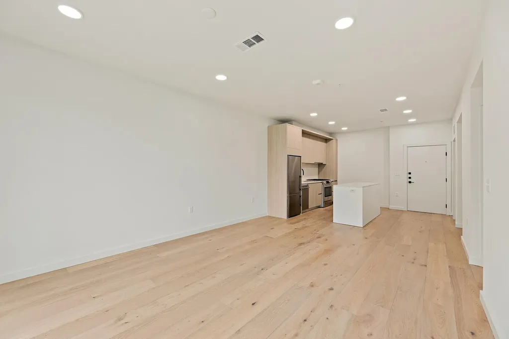 2209 S 1st Street Austin TX 78704