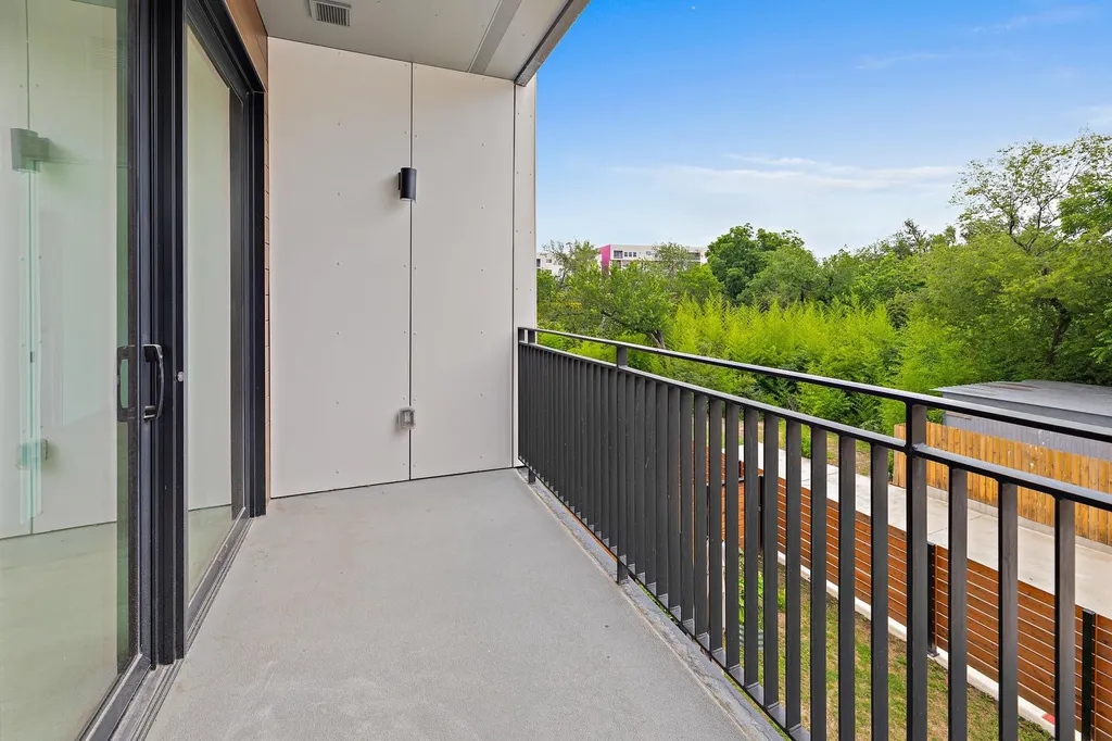 2209 S 1st Street Austin TX 78704