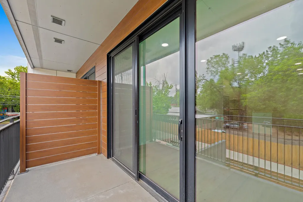 2209 S 1st Street Austin TX 78704