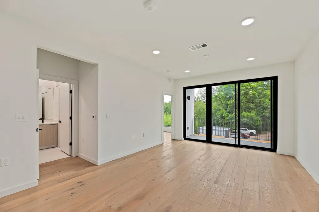 2209 S 1st Street Austin TX 78704