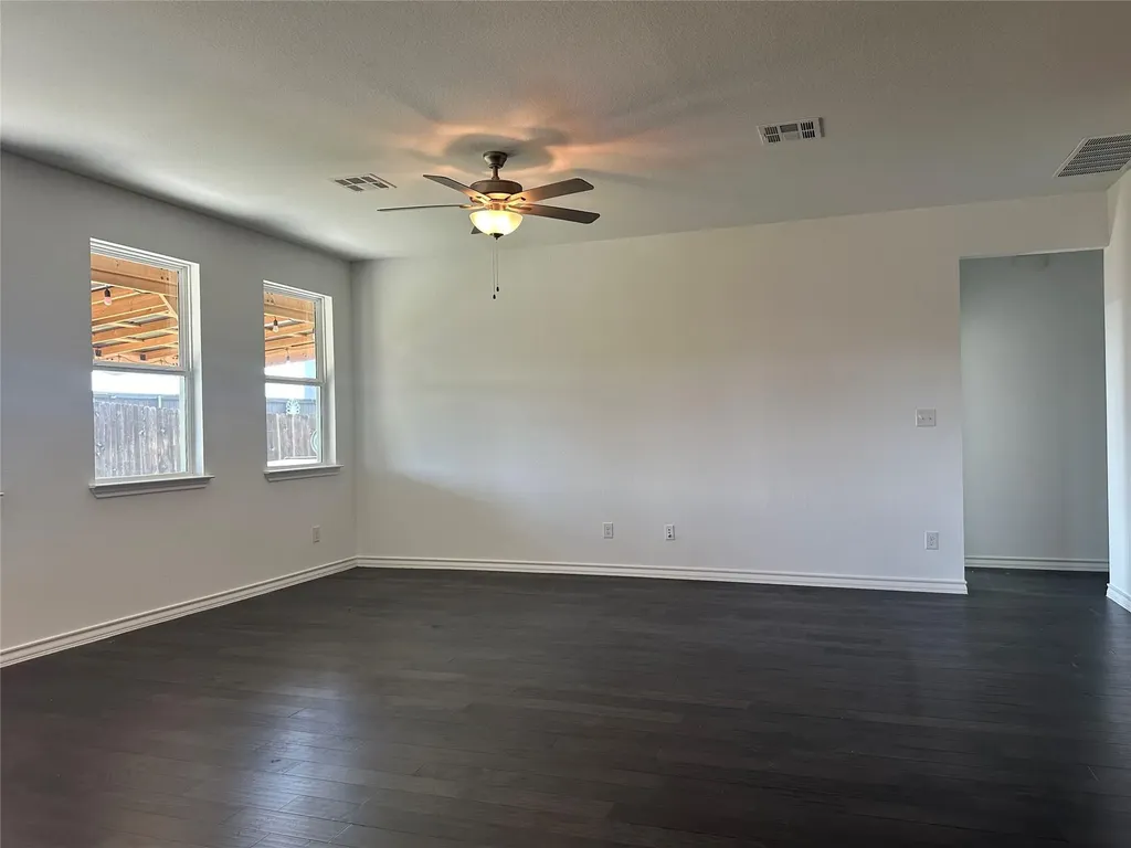 206 Thurman Holt Road Hutto TX 78634