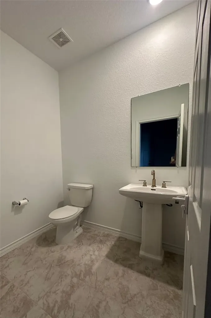 206 Thurman Holt Road Hutto TX 78634