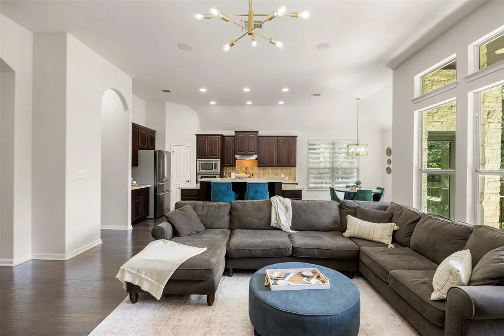 311 Grafton Lane Austin TX 78737