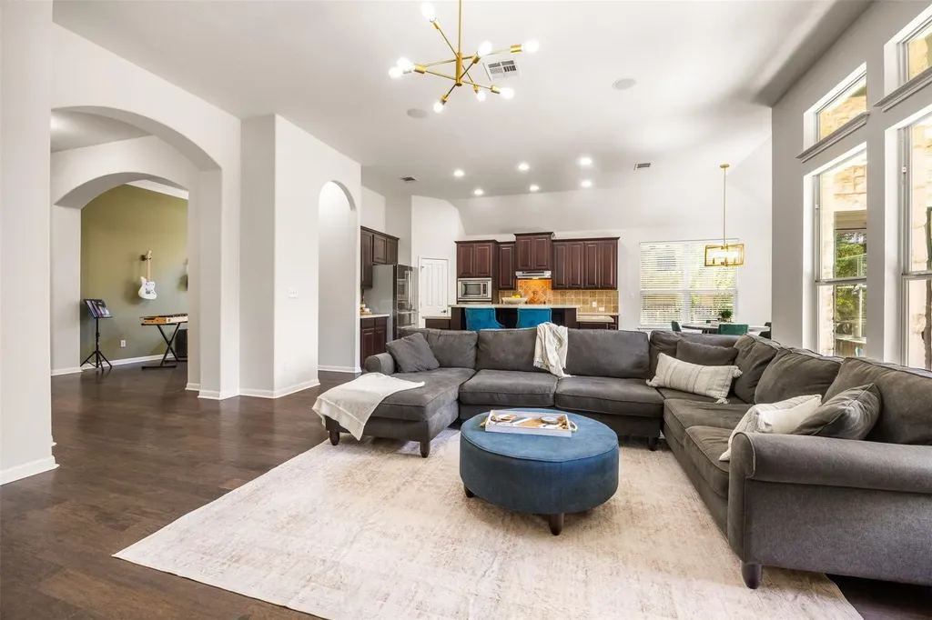 311 Grafton Lane Austin TX 78737
