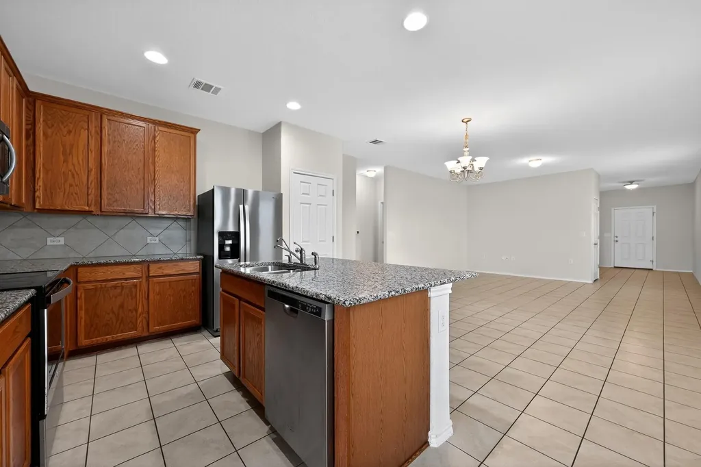 13020 Foreston Drive Austin TX 78653