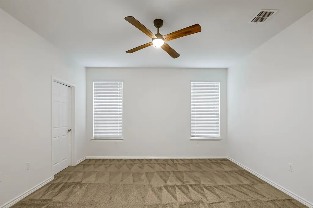 7343 Bluebonnet Bay San Antonio TX 78218