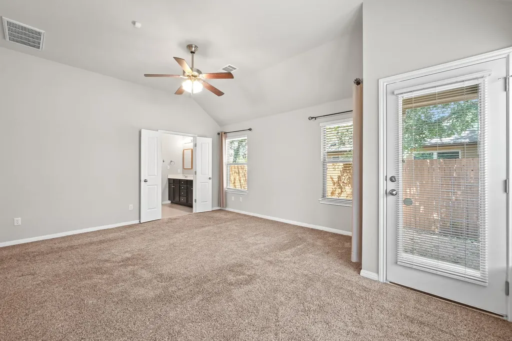 503 Stonewood Lane Buda TX 78610